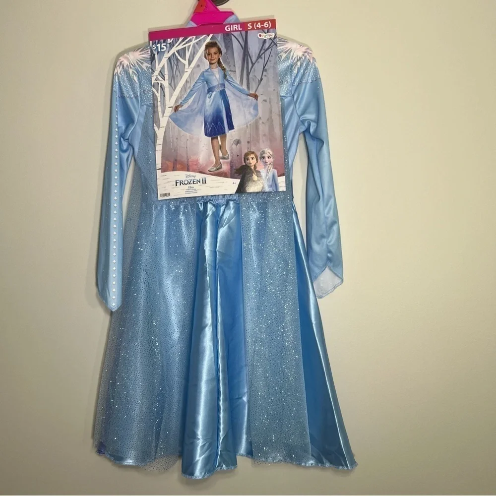 NEW Disney Frozen II Costume  Small (4-6)